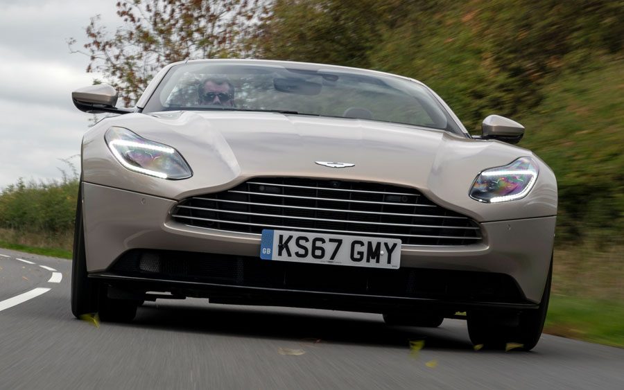 Você vai desejar ter um Aston Martin DB11 Volante