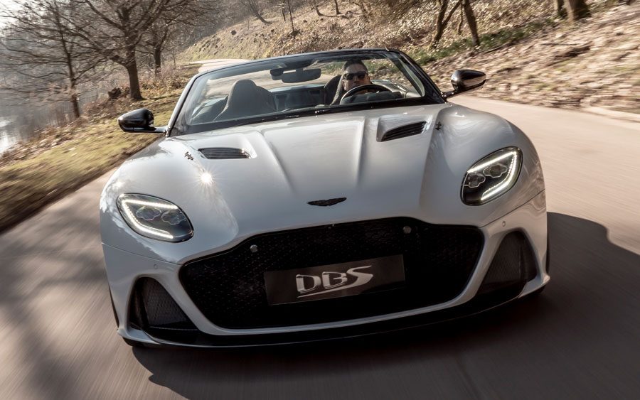 Aston Martin DBS Superleggera Volante é um monstro sobre rodas