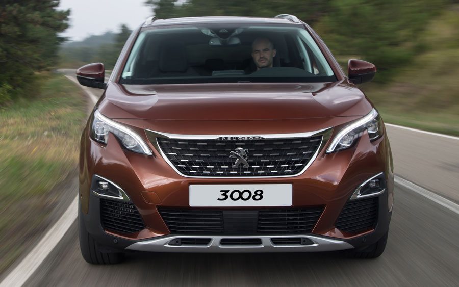 Peugeot 3008 Allure é um SUV que completa a família de utilitários esportivos