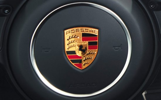 Porsche é multada em milhões por fraude relacionada a diesel na Alemanha