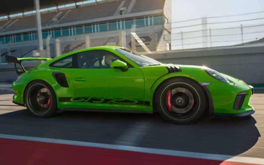 Porsche 911 GT3 RS é um campeão das pistas, uma lenda