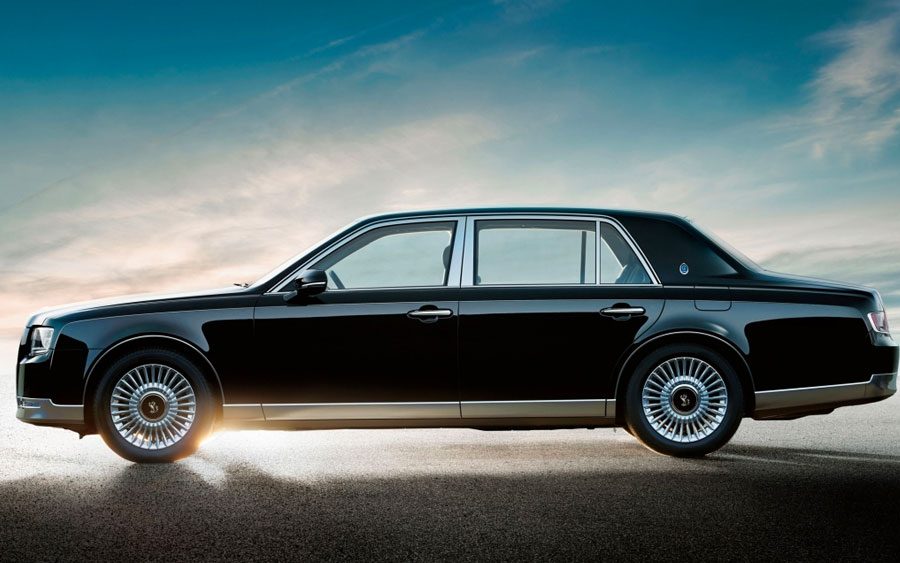 O Toyota Century exclusivo do novo imperador do Japão
