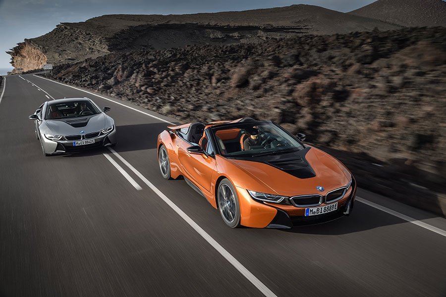 BMW i8 Roadster e BMW i8 Coupe