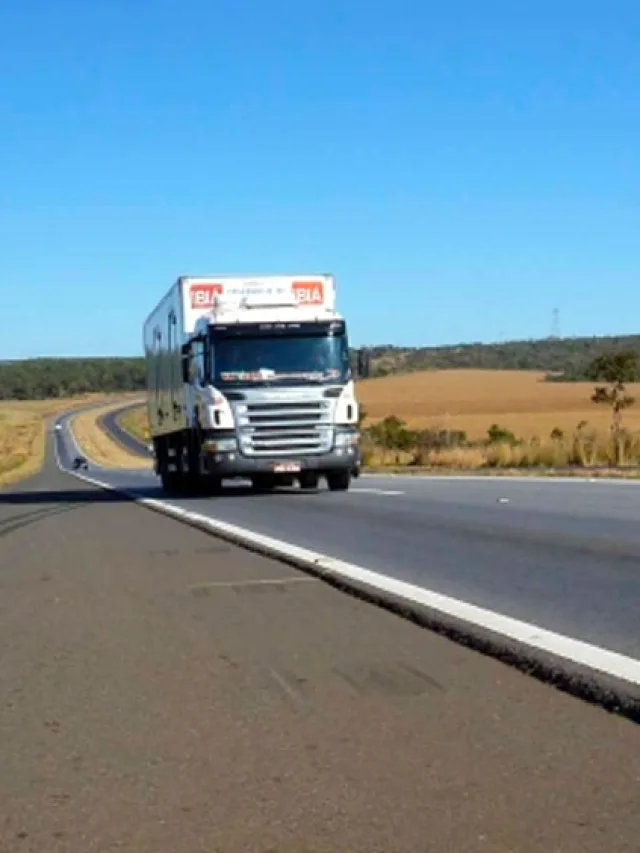 Caminhoneiros terão pedágio eletrônico obrigatório nas rodovias