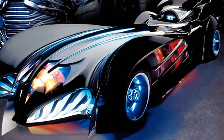 Você sabia que o primeiro Batmóvel era vermelho? Confira a lista de carros  do Batman 