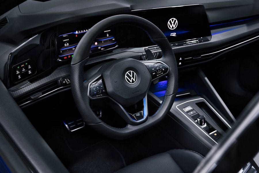 Interior do VW Golf R 2022