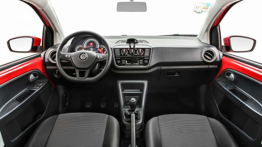 Volkswagen up! - interior (foto: reprodução)