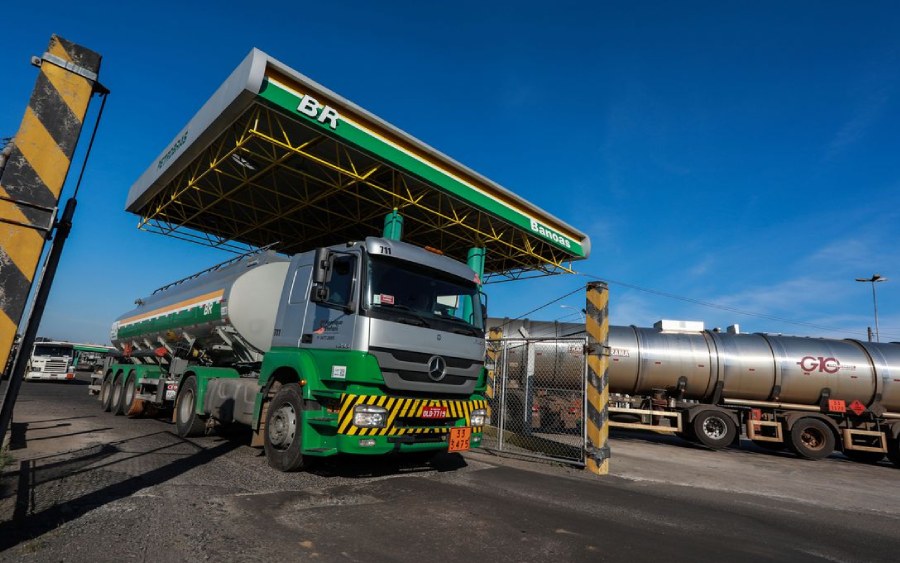 Preço do etanol sobe junto com o da gasolina