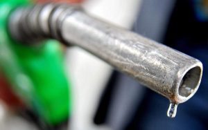 Porque o preço do etanol sobe junto com o da gasolina?