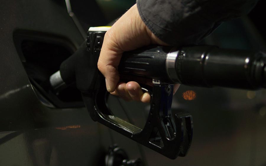 Em toda nossa vida de motoristas nos deparamos com diversos tipos de combustível para os veículos: Gasolina, Álcool, Diesel, Eletricidade entre outros.