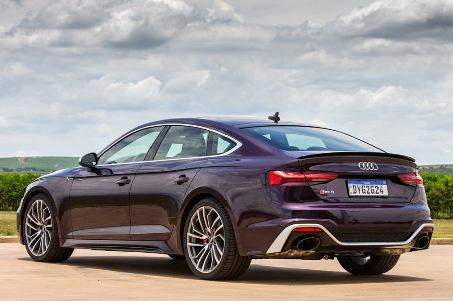 Chega ao Brasil mais dois esportivos da Audi, RS4 e RS5