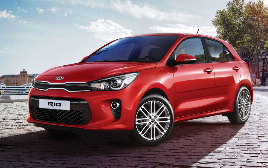 O Kia Rio possui ar-condicionado digital com filtro ionizador antipólen, que garante que o ar esteja sempre puro dentro do hatchback automático da Kia.