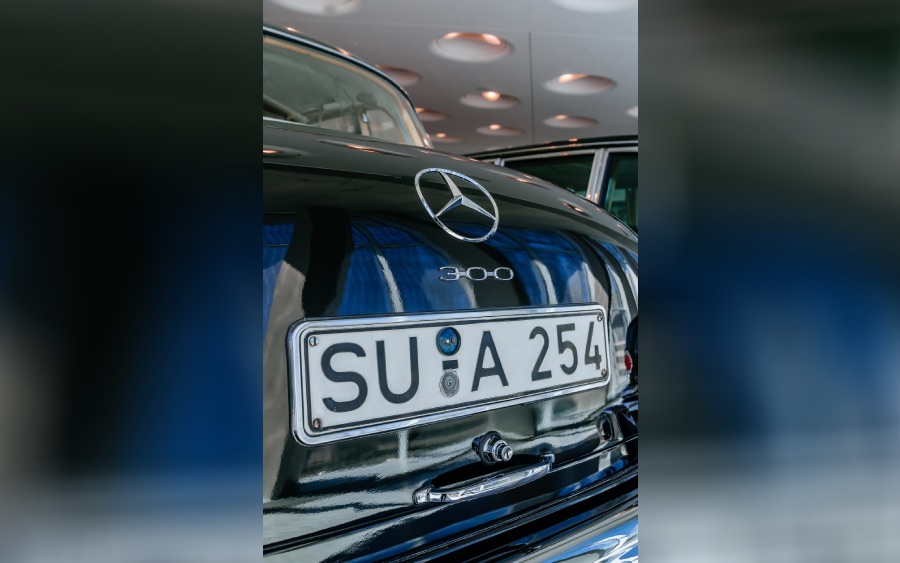 Mercedes-Benz 300 Adenauer (foto: divulgação)