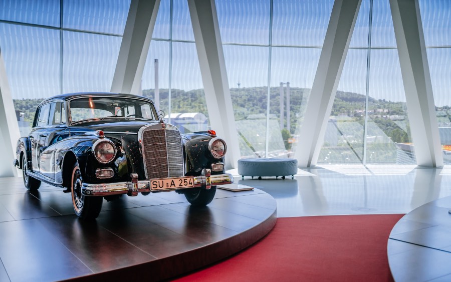 Mercedes-Benz 300 Adenauer (foto: divulgação)