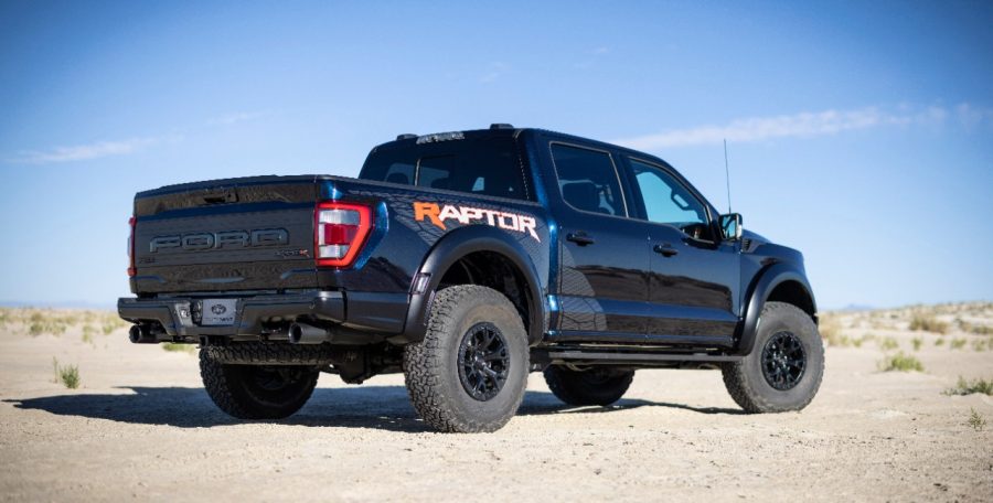 Se o coração do Raptor R é o V8 superalimentado, a alma continua sendo sua suspensão incrivelmente capaz