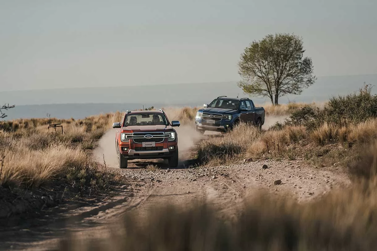 Durante a expedição, os clientes terão a oportunidade de testar a Nova Ranger em circuitos urbanos e off-road especialmente selecionados. Com motores potentes, design robusto e tecnologias avançadas, a Nova Ranger promete uma experiência única.