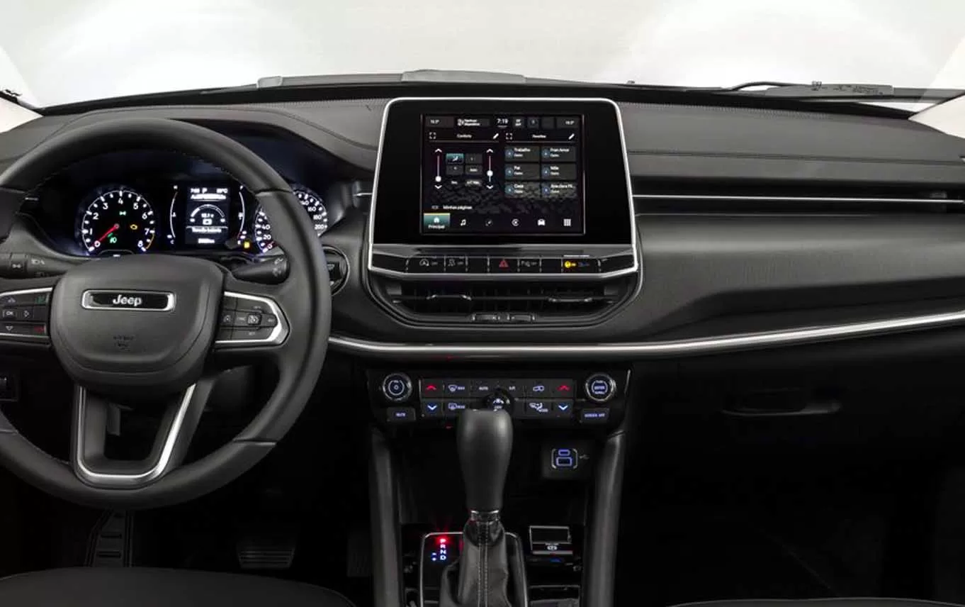 Interior do Jeep Compass Sport