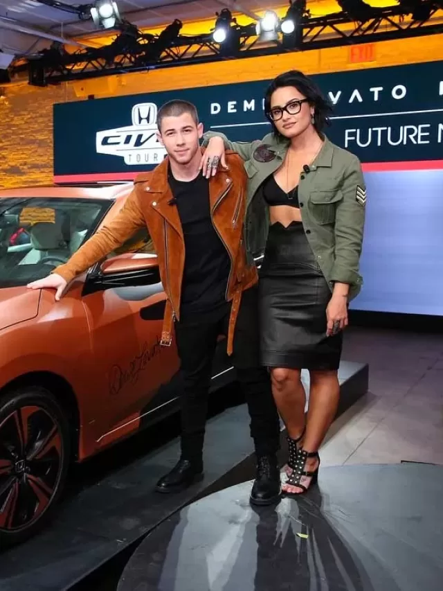 Você sabia que Demi Lovato já customizou um Honda Civic? Confira