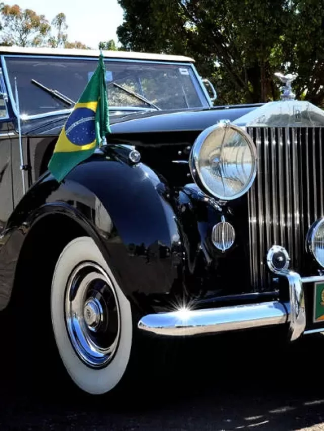 Rolls Royce com bandeira do Brasil é símbolo no 7 de setembro