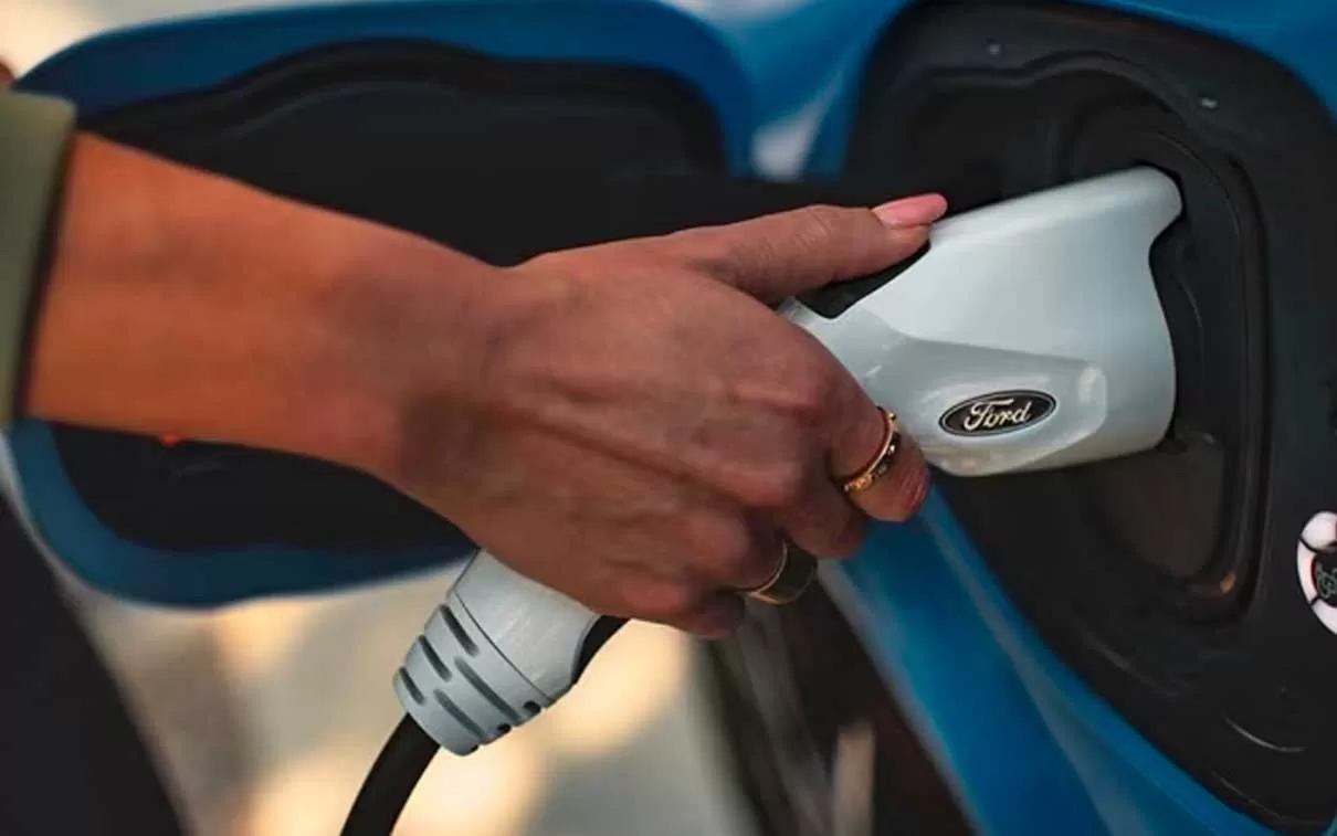 A Ford está comprometida com a eletrificação e a sustentabilidade, e o Mustang Mach-E é apenas o começo dessa jornada.