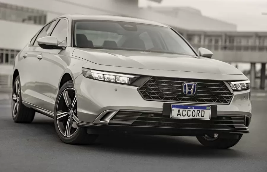 Novo Honda Accord 2024 é híbrido e promete alta eficiência