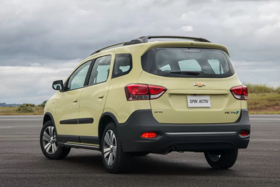 Comprar um Chevrolet Spin 2019 usado pode ser atraente para quem busca um veículo familiar prático e espaçoso sem gastar muito.