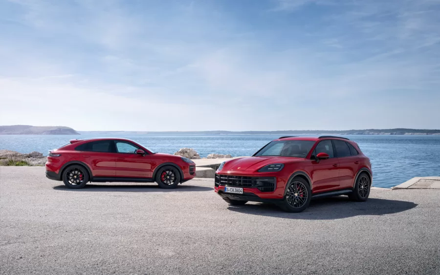 O novo Cayenne GTS acelera de 0 a 100 km/h em 4,4 segundos, com uma velocidade máxima de 275 km/h. A caixa de transferência tem um circuito de resfriamento de água independente.