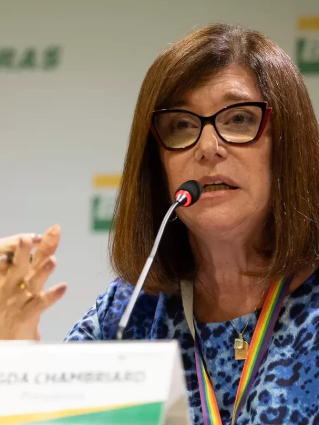 Nova presidente da Petrobras fala sobre política de preços da gasolina