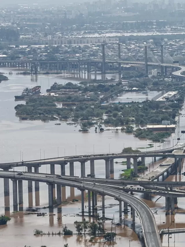 Notícias sobre RS: caminhões facilitam ajuda humanitária e doações