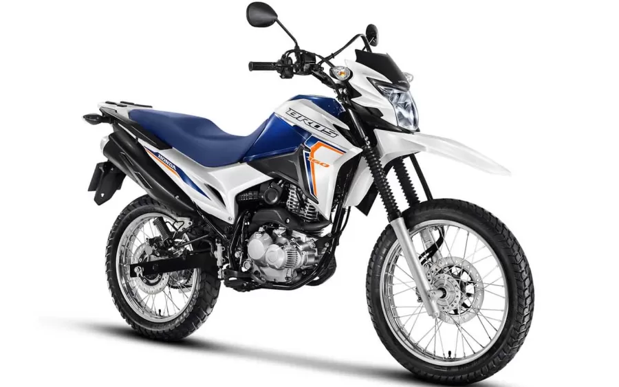 A Honda NXR 160 Bros 2024 é uma Trail acessível, ideal para uso urbano e off-road. Combina eficiência, robustez e economia, oferecendo versatilidade para diferentes tipos de terreno.