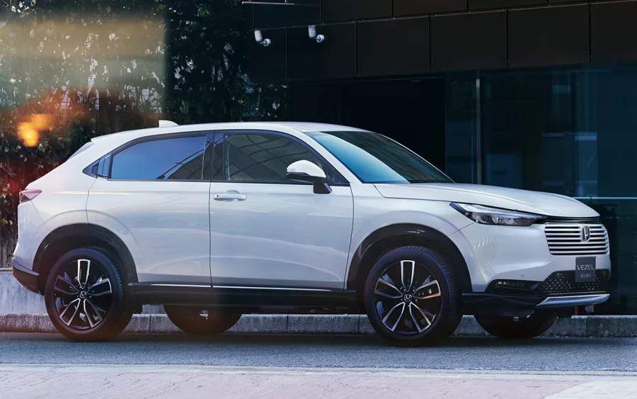 Em abril, a Honda apresentou no Japão a versão reestilizada do HR-V, que lá se chama Vezel. A fabricante registrou peças no INPI, sinalizando a produção no Brasil em 2025.