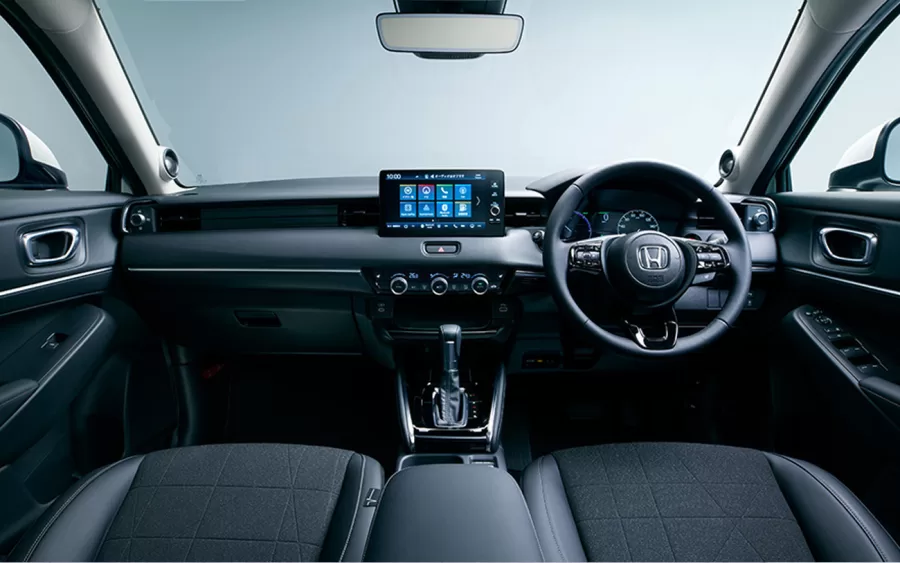 Interior do Honda Vezel. Vale lembrar que no japão eles dirigem do lado oposto ao nosso