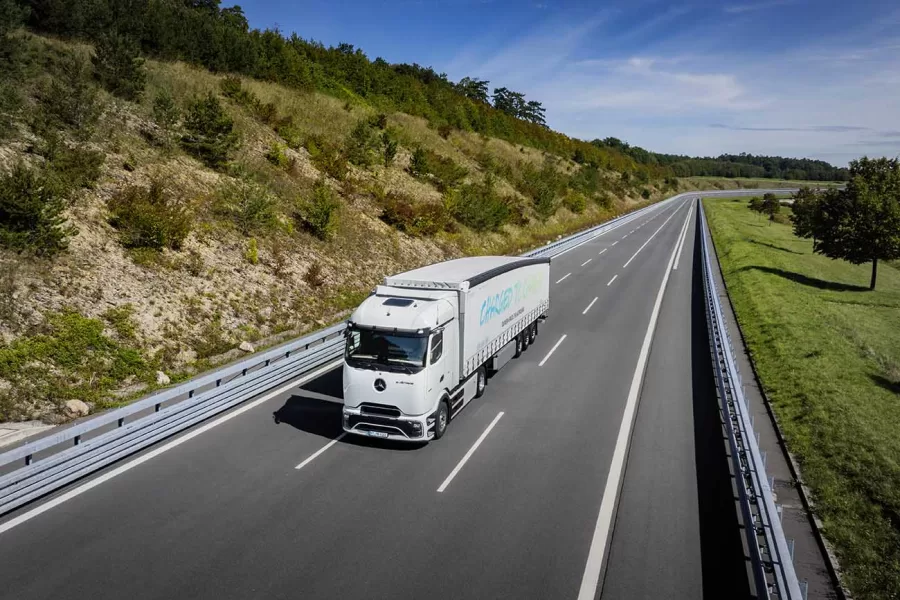 O tour começa em 11 de junho em Frankfurt/Main, Alemanha, com um evento extraoficial um dia antes nas instalações da Mercedes-Benz Trucks em Wörth am Rheine e na sede da Daimler Truck AG.