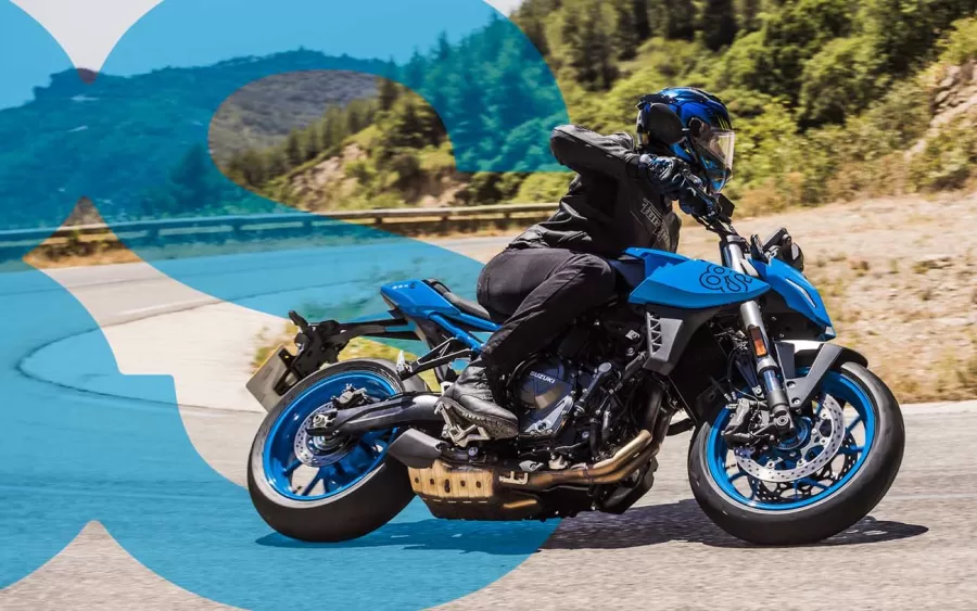 A velocidade máxima da GSX-8S é 210 km/h. A moto tem câmbio de 6 marchas e quick shifter bidirecional, permitindo trocas sem embreagem. Ideal para alta performance.