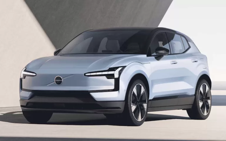 Carro elétrico de luxo: Volvo EX30 é o "intruso" da lista com acabamento e performance europeus, mas com preço de seguro auto que pesa no bolso