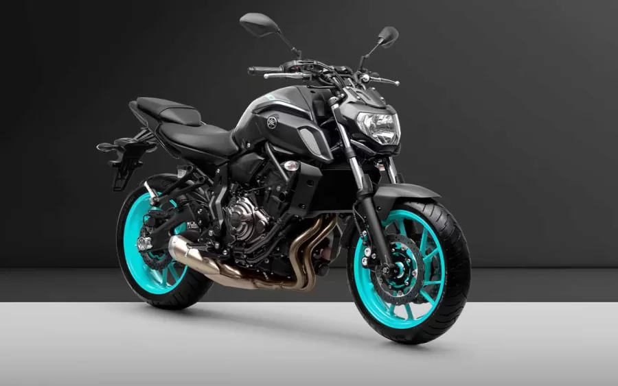 A Yamaha MT 07 modelo 2025 foi lançada no Brasil sem mudanças significativas em comparação ao modelo anterior.