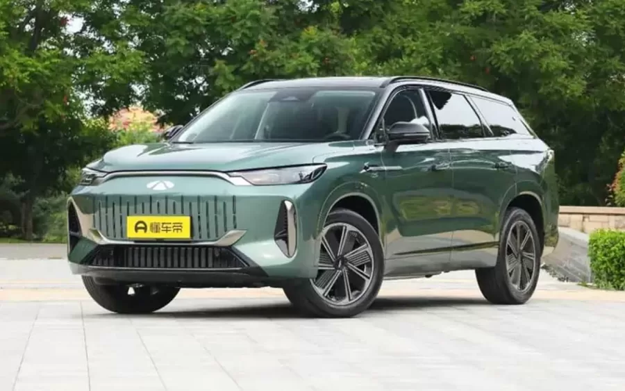 O Chery Fulwin T10, um SUV híbrido plug-in, quebrou o recorde mundial de maior distância percorrida sem reabastecimento ou recarga, superando o recorde anterior em 300 km.