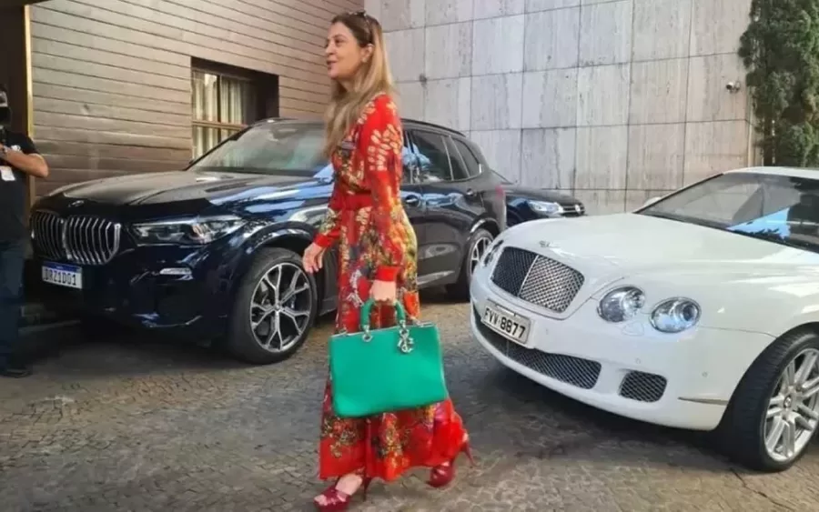 Bentley: Conheça o carro de luxo de Leila Pereira do Palmeiras
