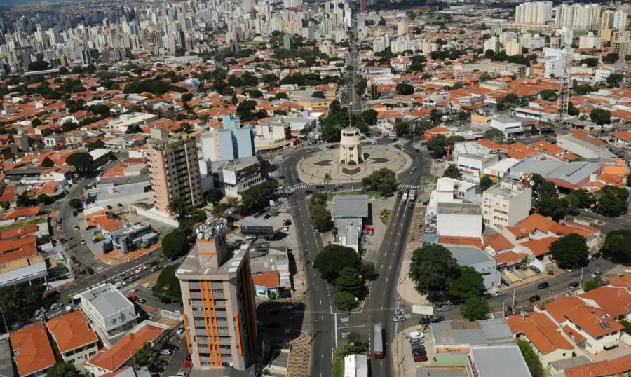 Campinas, em São Paulo, registrou a conversão de 2,4 mil multas de trânsito em advertência nos últimos quatro anos. Esse serviço, disponível desde 2020, permite suspender o pagamento e não incluir pontos na CNH -  Rogerio Capela/Prefeitura de Campinas