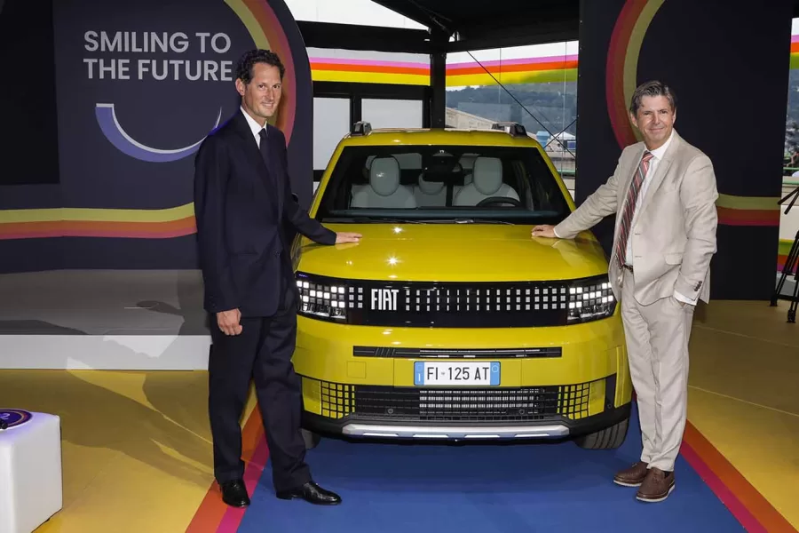 John Elkann, Presidente da Stellantis; Olivier Francois, CEO da FIAT e Diretor de Marketing da Stellantis