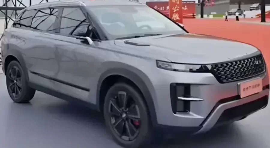 Novo Chery Tiggo 7 Sport chega à China com design parecido com Evoque