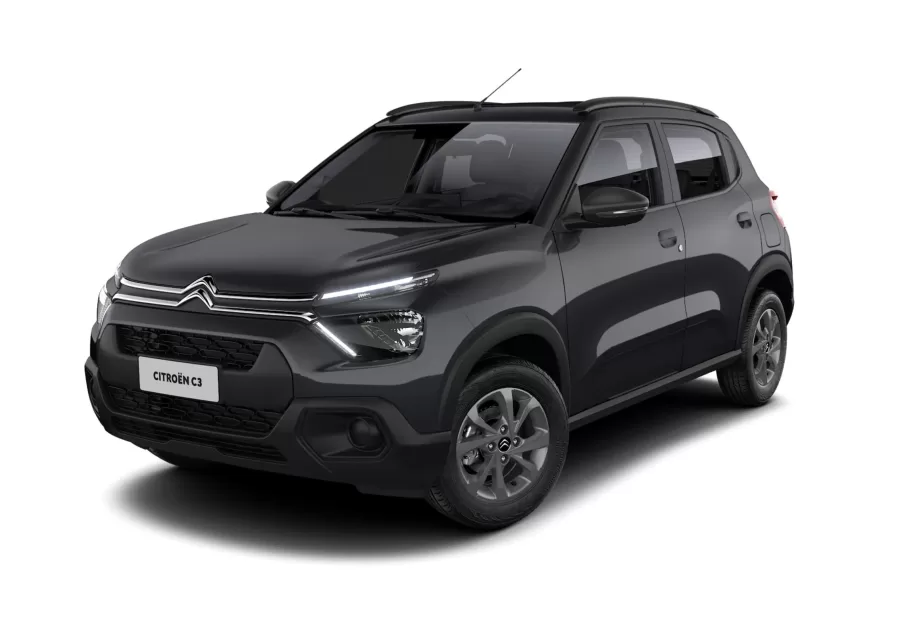 O Citroën C3 Feel 1.0 2025 conta com motor 1.0, aspiração natural, 71 cv a 6000 rpm, torque de 10,7 kgfm, aceleração de 0 a 100 km/h em 14,1 s e velocidade máxima de 160 km/h.