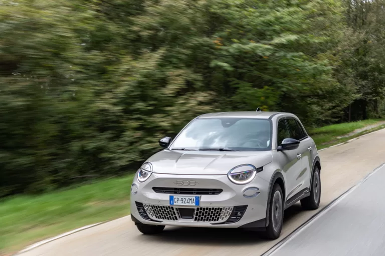 Fiat 600e deve chegar ao Brasil em 2025