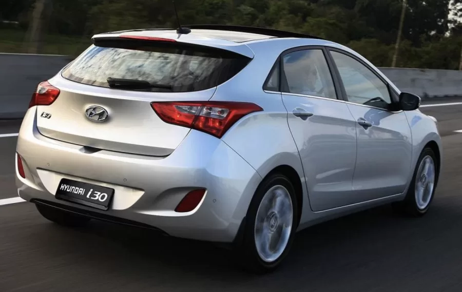 Guia de Usados: Hyundai i30 2015 ainda é um hatch cheio de estilo e boa aparência para uso urbano