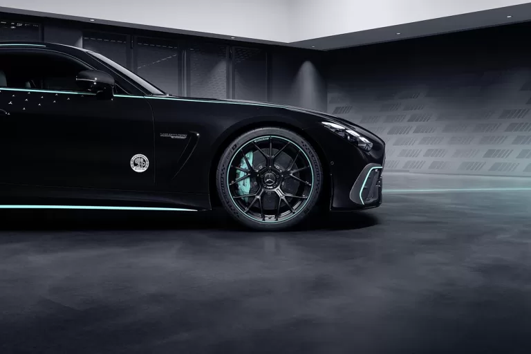 Motorsport Collectors Edition: Mercedes-AMG GT 63 ganha edição em homenagem à Fórmula 1