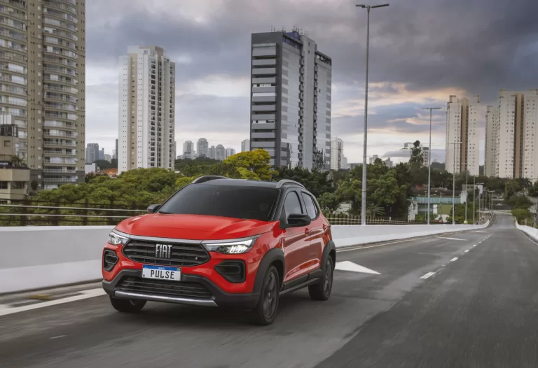Ficha técnica do Fiat Pulse Audace 1.0 Turbo 2025: preço e consumo do SUV com bom custo-benefício em versão intermediária