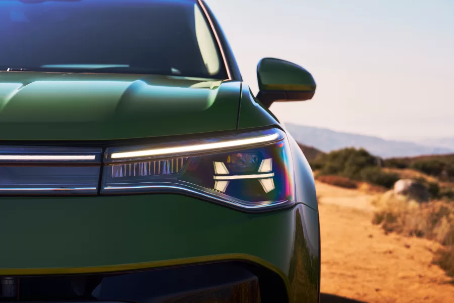 A produção na Argentina foi encerrada e o Taos agora vem exclusivamente do México. A medida busca reduzir custos e reposicionar o SUV em mercados estratégicos.