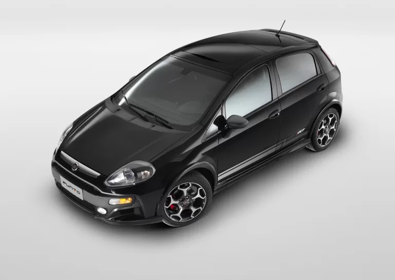 Guia de Usados: Fiat Punto T-Jet usado tem esportividade à moda antiga e desempenho turbo em alta