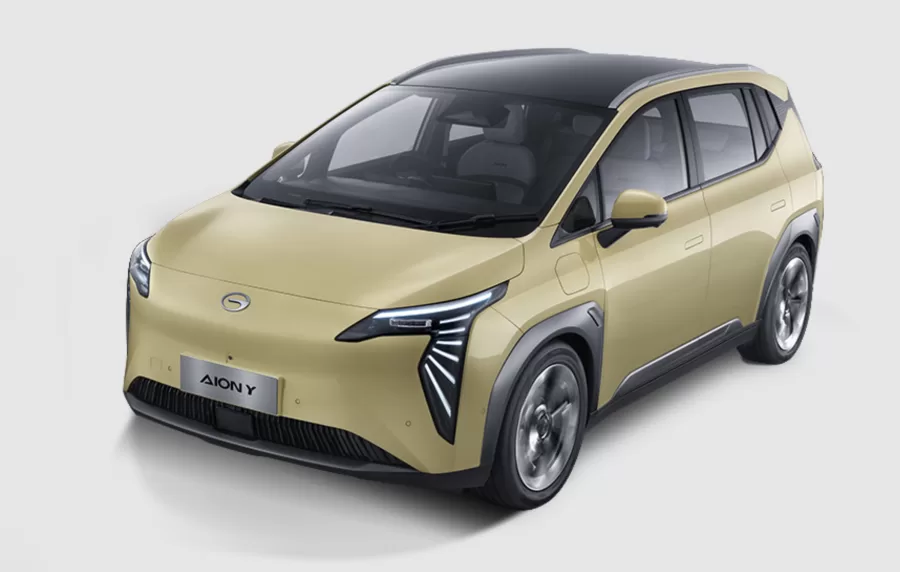 A GAC Motor anunciou um investimento de R$ 5 bilhões no Brasil. Esse valor será destinado à instalação de fábricas e centros de pesquisa para produzir carros elétricos e híbridos nos próximos cinco anos.