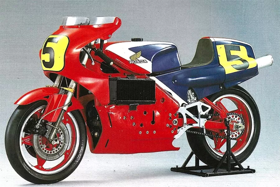 Honda NR 500: O Desafio dos Pistões Ovais no Motociclismo - Carro.Blog.Br